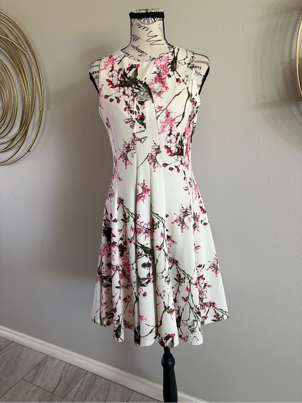 Sleeveless White Midi Dress with Pink Floral Print and Keyhole
